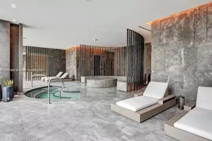 650 NE 32nd St, Miami, FL 33137 - Photo 44