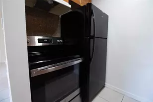 1727 Liberty St, Fort Lauderdale, FL 33020 - Photo 4