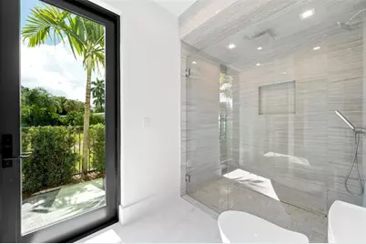 24  Fiesta Way, Fort Lauderdale, FL 33301 - Photo 24