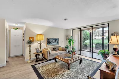 4101  Coral Tree Cir, Unit #116, Coconut Creek, FL 33073 - Photo 4