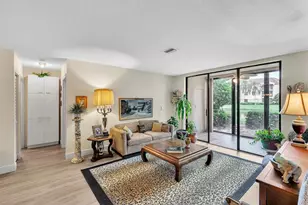 4101 Coral Tree Cir, Coconut Creek, FL 33073 - Photo 4