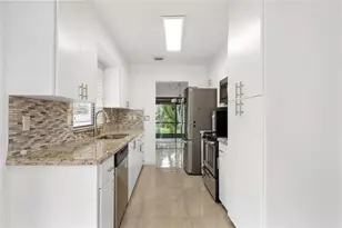 5509 Dogwood Way, Fort Lauderdale, FL 33319 - Photo 4