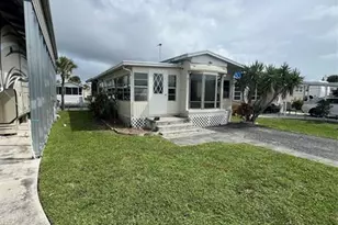 10 Shell Rd, Okeechobee, FL 34974 - Photo 2