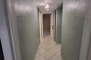 1890 W 56th St, Hialeah, FL 33012 - Photo 18