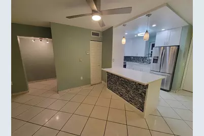 1890 W 56th St, Unit #1113, Hialeah, FL 33012 - Photo 1