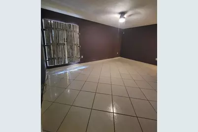 1890 W 56th St, Unit #1113, Hialeah, FL 33012 - Photo 22