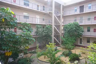 2821 Somerset Dr, Lauderdale Lakes, FL 33311 - Photo 2