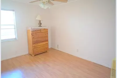 2821  Somerset Dr, Unit #203, Lauderdale Lakes, FL 33311 - Photo 20