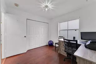 1350 Meadows Blvd, Weston, FL 33327 - Photo 18