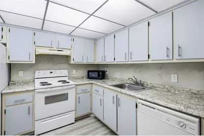 1805  Eleuthera Pt, Unit #J2, Coconut Creek, FL 33066 - Photo 18