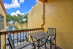 1550 NW 93rd Ave, Pembroke Pines, FL 33024 - Photo 20