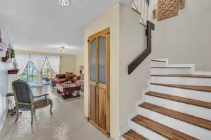 1550 NW 93rd Ave, Pembroke Pines, FL 33024 - Photo 8