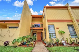 1550 NW 93rd Ave, Pembroke Pines, FL 33024 - Photo 4