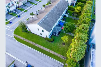 1595  Evergreen Ter, Hollywood, FL 33021 - Photo 60