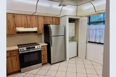 900  Colony Point Cir, Unit #121, Pembroke Pines, FL 33026 - Photo 6