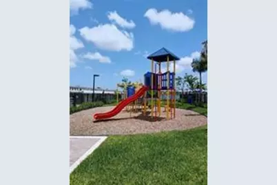 20623 NE 7th Pl, Miami, FL 33179 - Photo 22