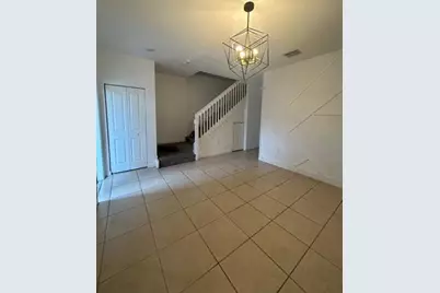 20623 NE 7th Pl, Miami, FL 33179 - Photo 4