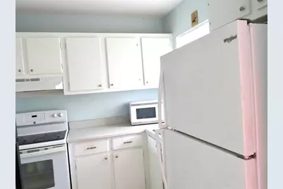 8460  Sunrise Lakes Blvd, Unit #307, Sunrise, FL 33322 - Photo 16