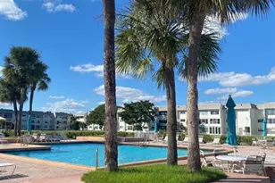 8460 Sunrise Lakes Blvd, Sunrise, FL 33322 - Photo 18