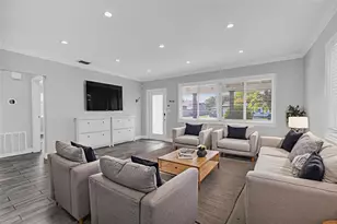 915 N 31st Rd, Hollywood, FL 33021 - Photo 2