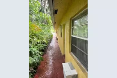 1316 SW 9th St, Fort Lauderdale, FL 33312 - Photo 2