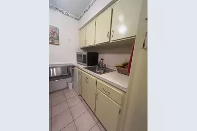 900 SW 10th Ter, Unit #S20, Hallandale Beach, FL 33009 - Photo 6