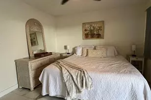 900 SW 10th Terrace, Hallandale Beach, FL 33009 - Photo 10