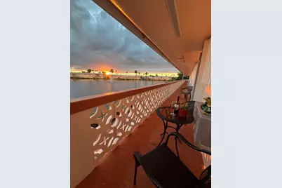900 SW 10th Ter, Unit #S20, Hallandale Beach, FL 33009 - Photo 12