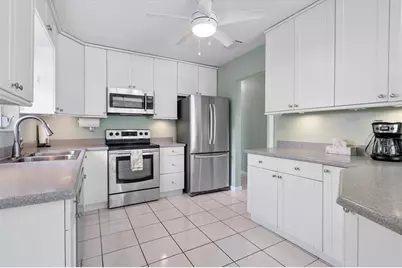 3241 SW 23rd Ct, Fort Lauderdale, FL 33312 - Photo 8