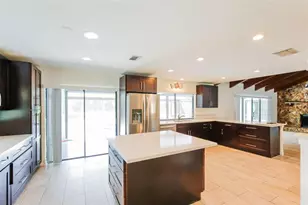 9468 NW 2nd St, Coral Springs, FL 33071 - Photo 8