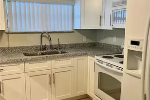 2201 NE 135th Ln, North Miami Beach, FL 33181 - Photo 6