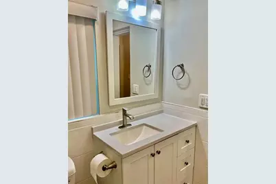 2201 NE 135th Ln, North Miami Beach, FL 33181 - Photo 14