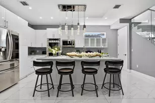 69 S Cortez Dr, Margate, FL 33068 - Photo 2