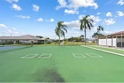 10911  Greentrail Dr, Boynton Beach, FL 33436 - Photo 38