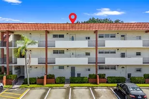 8990 S Hollybrook Blvd, Pembroke Pines, FL 33025 - Photo 1