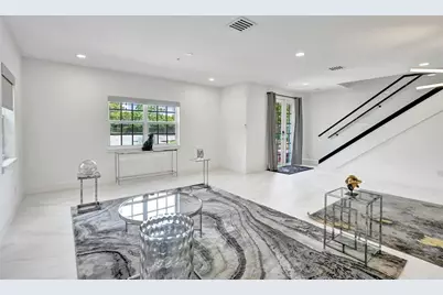 624 NE 29th Dr, Fort Lauderdale, FL 33334 - Photo 16