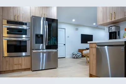 518  Sunshine Dr, Delray Beach, FL 33444 - Photo 14