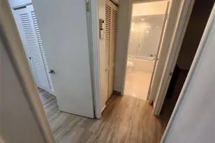 219 NE 14th Ave, Hallandale Beach, FL 33009 - Photo 30