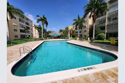 219 NE 14th Ave, Hallandale Beach, FL 33009 - Photo 36