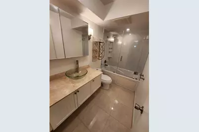 219 NE 14th Ave, Hallandale Beach, FL 33009 - Photo 26