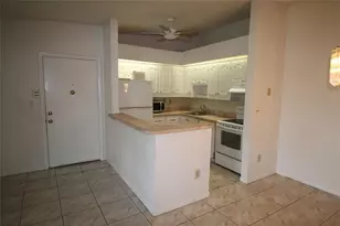 9728 S Belfort Cir, Tamarac, FL 33321 - Photo 2