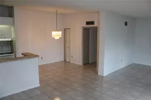 9728 S Belfort Cir, Tamarac, FL 33321 - Photo 4