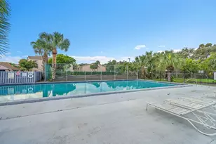 2774 S University Dr, Davie, FL 33328 - Photo 34