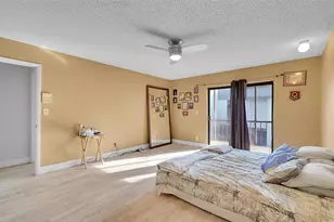 2774 S University Dr, Davie, FL 33328 - Photo 24