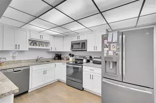 2774 S University Dr, Davie, FL 33328 - Photo 4