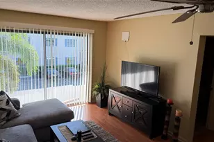 110 Cypress Club Dr, Pompano Beach, FL 33060 - Photo 6