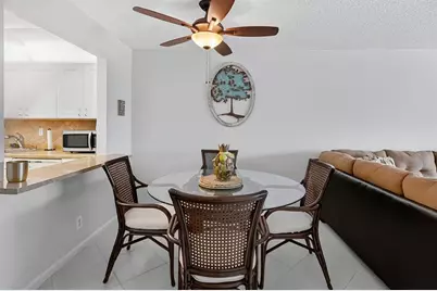 13765  Flora Place, Unit #F, Delray Beach, FL 33484 - Photo 6