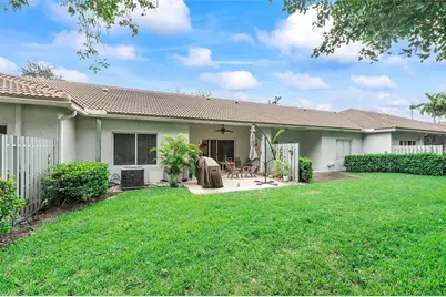1273 SW 48th Ter, Deerfield Beach, FL 33442 - Photo 20