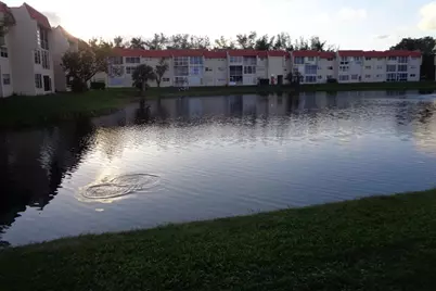 2831 E Sunrise Lks Dr, Unit #209, Fort Lauderdale, FL 33322 - Photo 6