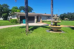 401 NW 5th Ave, Boynton Beach, FL 33435 - Photo 1